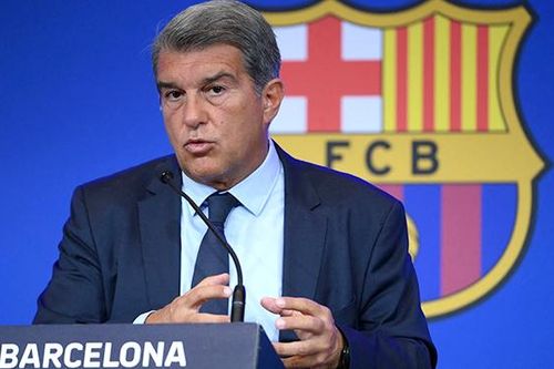 Barcelona: Đòn knock-out của Laporta