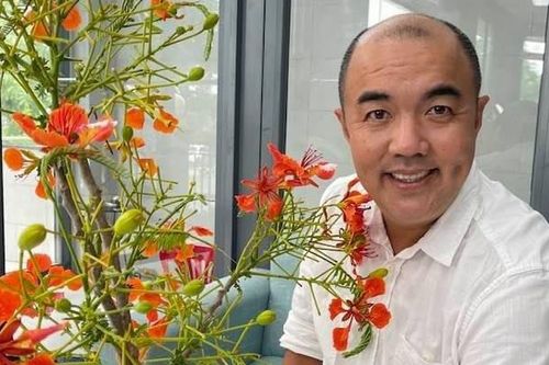 Diễn viên Quốc Thuận: 'Con chạy ra mừng, tôi không dám ôm con'