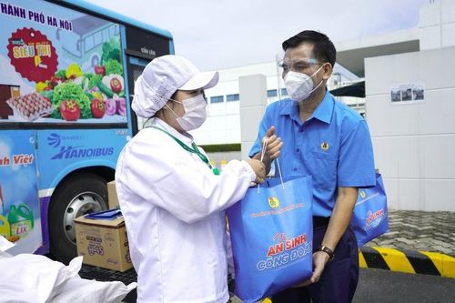 Hơn 1 triệu đoàn viên, người lao động đã tiêm vaccine