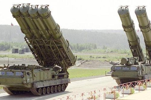 Nga triển khai hệ thống S-300 để tập trận gần biên giới Afghanistan