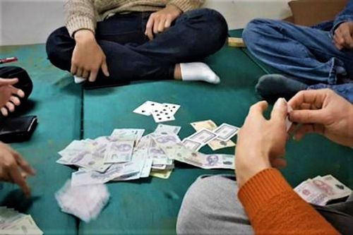 Hải Phòng: Bắt 9 đối tượng tụ tập đánh bạc giữa mùa dịch COVID-19