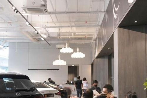 Các hãng xe giảm giá nhiều hơn trong tháng Ngâu