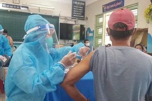 Đã tiêm hơn 15 triệu liều vắc xin, chuyên gia khuyến cáo mốc thời gian tiêm chủng