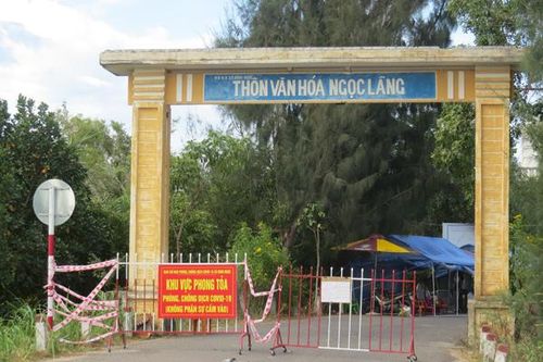Hai trẻ sơ sinh ở Phú Yên mắc Covid-19 đã ổn định sức khỏe