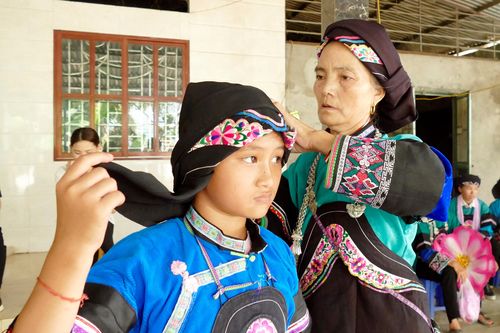 Hành trình xóa 'trắng' đảng viên dân tộc rất ít người - Bài cuối: Giải pháp phát triển đảng viên dân tộc rất ít người