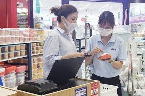 Kinh tế Thông tin thị trường Giảm phí giao dịch ngân hàng điện tử: Thông điệp 'ở nhà cùng bạn'