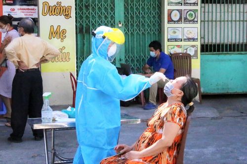 Ngày 18/8, Đà Nẵng thêm 134 F0, 34 ca trong cộng đồng, 27 ca chưa rõ nguồn lây