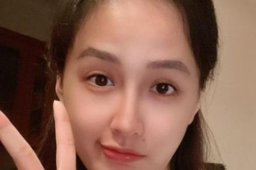Phản ứng của Hoa hậu Mai Phương Thúy khi bị Mâu Thủy đem ra đùa giỡn chuyện bị 'dương tính'