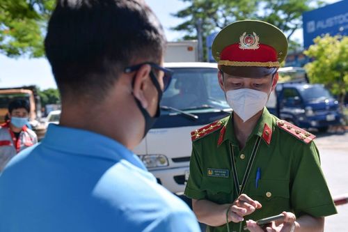 Trường cao đẳng ở Nghệ An tìm người liên quan 2 sinh viên nhiễm nCoV