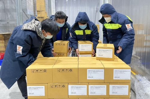 Khoảng 20 triệu liều vaccine về Việt Nam trong tháng 8 và 9