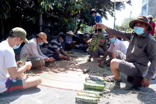 Nghĩa tình trong ấp nhỏ ở Long An