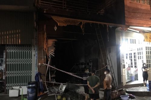 Bình Dương: Điều tra nguyên nhân vụ hỏa hoạn khiến 5 người trong cùng một gia đình tử vong