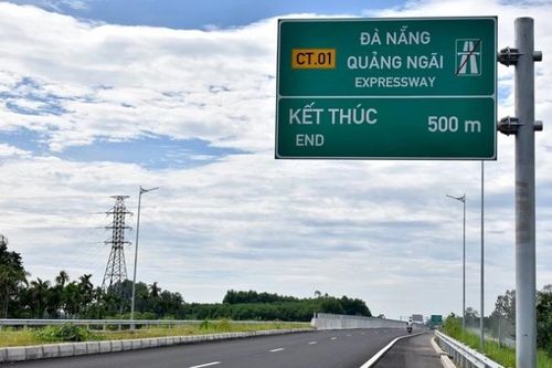 Khẩn trương khắc phục hư hỏng tại nút giao Quốc lộ 14 với cao tốc Đà Nẵng - Quảng Ngãi