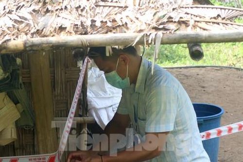 Trưng dụng nhà sàn bỏ trống làm nơi cách ly người về từ vùng dịch
