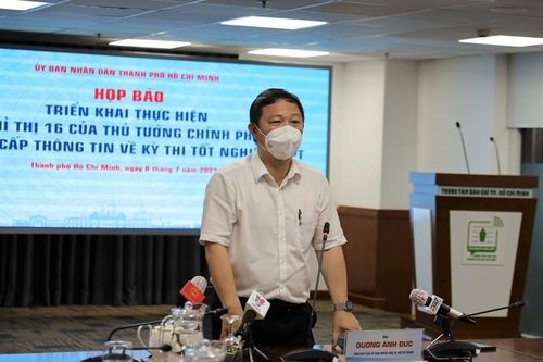 Phó chủ tịch TP.HCM lý giải việc người dân ra đường vẫn đông