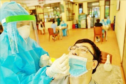 Ngày 19/8, Việt Nam có 10.654 ca mắc mới COVID-19, 5.000 người được công bố khỏi bệnh