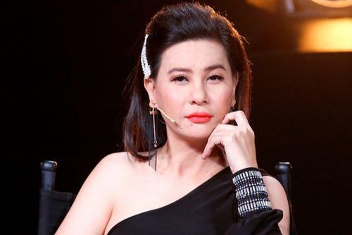 Cát Phượng 'hết tiền' vì làm từ thiện, kêu gọi quyên góp để giúp đỡ bà con khó khăn