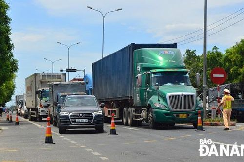 Xét nghiệm nhanh kháng nguyên SARS-CoV-2 tại các chốt kiểm soát dịch cửa ngõ