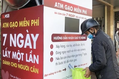 Ngân hàng Hàng Hải-Chi nhánh Gia Lai khai trương máy 'ATM gạo' hỗ trợ người dân