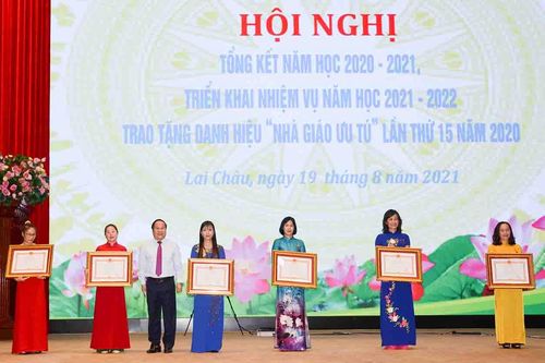 Xã Hội | Giáo dục TRUYỀN HÌNH INTERNET Lai Châu qua ảnh