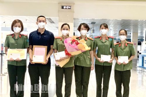 Công an Ninh Bình: 'Tấm lá chắn' vững vàng trên trận tuyến phòng, chống dịch COVID-19