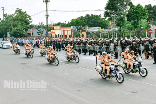 Phát huy truyền thống vẻ vang, lực lượng Công an Ninh Bình phấn đấu hoàn thành xuất sắc nhiệm vụ trong giai đoạn mới