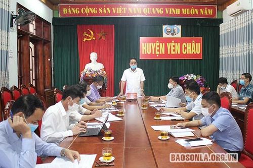 Đồng chí Phó Chủ tịch UBND tỉnh làm việc với huyện Yên Châu