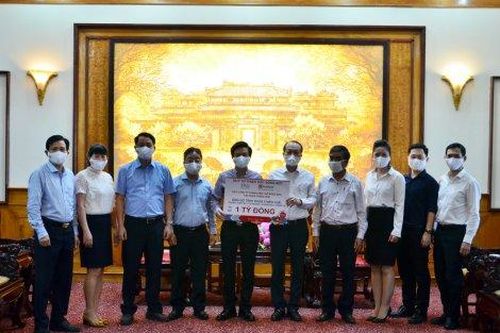 Y tế - Sức khỏe Tin tức y tế Tập đoàn BRG và Ngân hàng Seabank hỗ trợ trang thiết bị y tế chống dịch