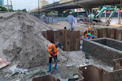 Bảo đảm '3 tại chỗ' tại dự án trọng điểm hầm chui Lê Văn Lương - Vành đai 3