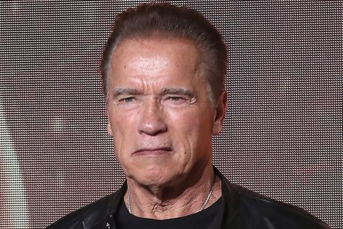 'Kẻ hủy diệt' Arnold Schwarzenegger bị tẩy chay