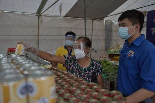 Hà Nội: 14 doanh nghiệp đăng ký bán hàng lưu động