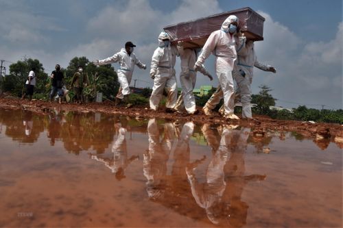 Indonesia là nước có số ca tử vong cao nhất thế giới trong 24 giờ qua