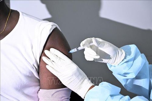 Côte d'Ivoire xác định 49 trường hợp tiếp xúc ca nhiễm Ebola