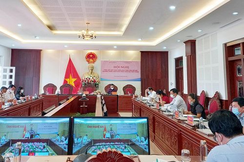 Tổng kết 1 năm thực hiện đổi mới sách giáo khoa giáo dục phổ thông