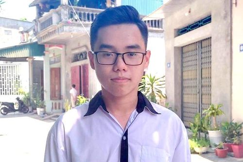 Điểm 10 môn Sinh và ước mơ thành bác sỹ