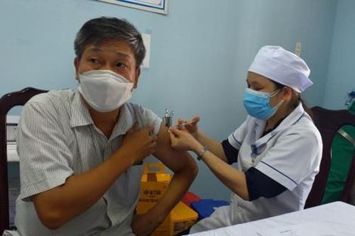 Y tế - Sức khỏe Tin tức y tế Thừa Thiên Huế thực hiện 84,92% mũi tiêm vắc xin COVID-19