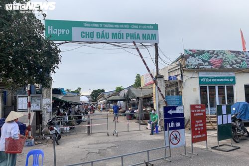 Chợ đầu mối phía Nam Hà Nội hoạt động trở lại, khách hàng cần lưu ý gì?