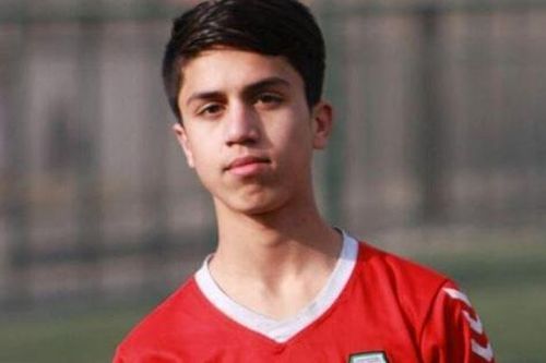 Tài năng bóng đá trẻ Afghanistan tử vong vì bám càng máy bay Mỹ
