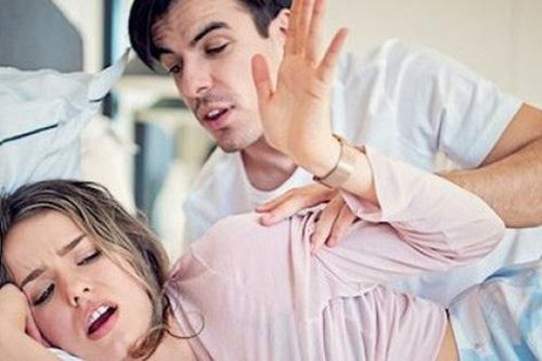 Không thích làm 'chuyện ấy' sau sinh, bình thường hay bất thường?