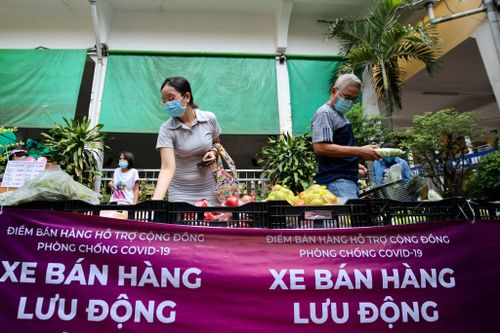 Hà Nội cho phép doanh nghiệp bán hàng lưu động bằng ôtô, xe bus