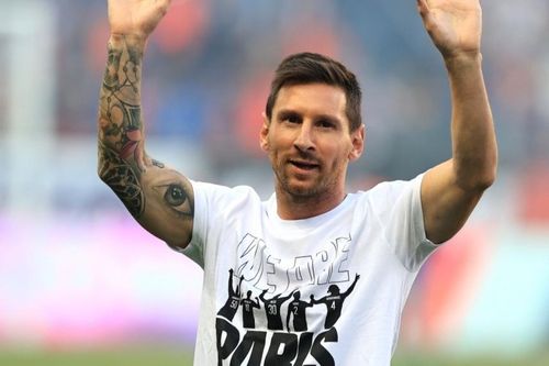 Cuộc sống mới của Messi ở PSG