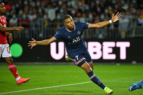 Messi chưa ra sân, PSG vẫn dễ dàng chiến thắng tưng bừng