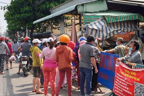 Thành phố Hồ Chí Minh cam kết cung ứng đầy đủ hàng hóa cho người dân