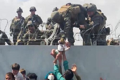 Chạy thoát khỏi Taliban, người tị nạn Afghanistan đang tìm đến đâu?
