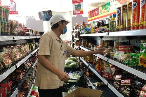 Những người 'vác tù và hàng tổng' cùng chống dịch