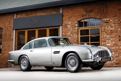 Tìm thấy xe Aston Martin trong phim James Bond sau 25 năm mất tích