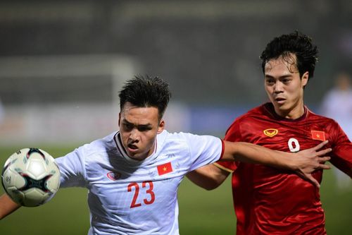 Tuyển Việt Nam tái đấu U22 trước khi rời Hà Nội