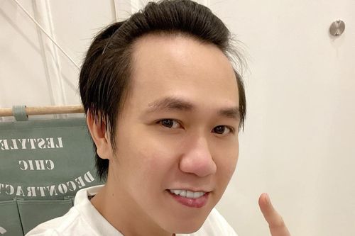 Diễn viên Anh Đức mắc Covid-19 và tự điều trị tại nhà
