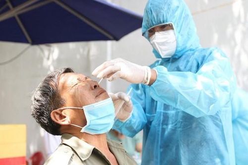 TP Hồ Chí Minh: Trong 3 ngày xét nghiệm nhanh toàn bộ người dân ở 'vùng cam', 'vùng đỏ'