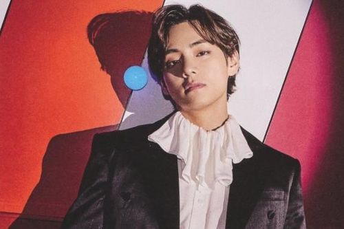 3 tháng liên tiếp V BTS là sao K-pop 'hot' nhất Trung Quốc